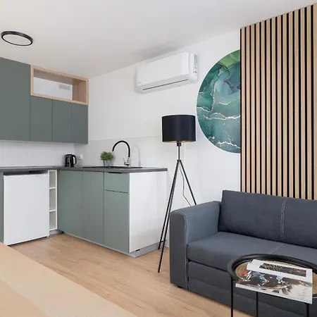 Wyjatkowe Z Klimatyzacja Dla Pary W Gliwicach By Renters